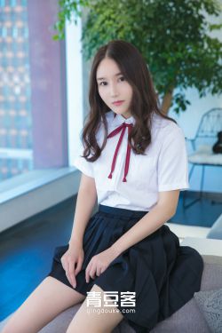 杨偲泳